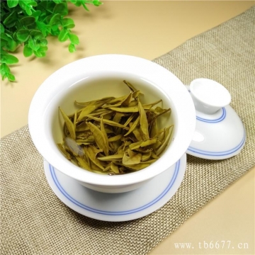 白茶饼有哪些种类？白茶饼和散茶有什么区别？