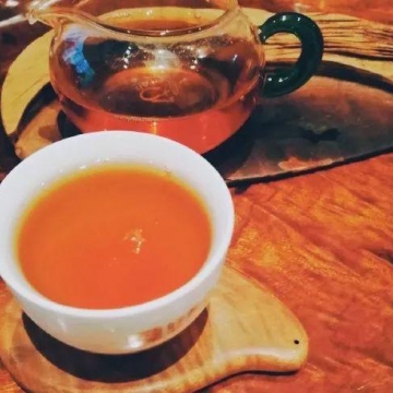 福建白茶可以喝隔夜茶吗、冷茶、浓茶，日常喝茶时的3个陋习