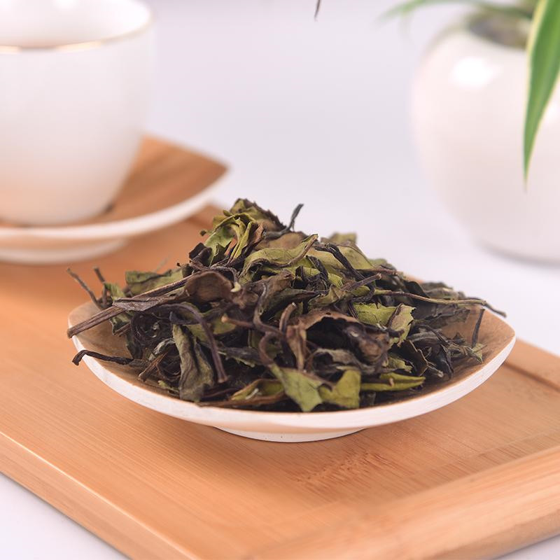 白毫银针是什么茶，你现在还不知道它是白茶吗？