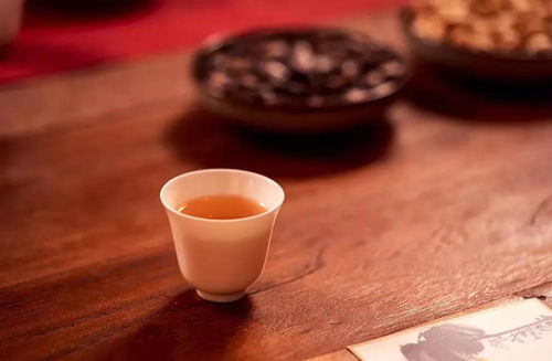 福鼎白茶是属于白茶？还是属于绿茶呢？