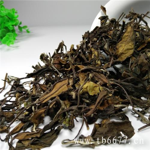 夏季喝白茶的功效