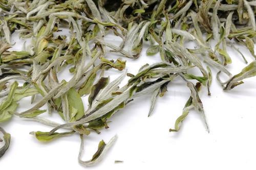 白牡丹茶的制作工艺,如何区分白毫银针的好坏,白牡丹茶的制作工艺