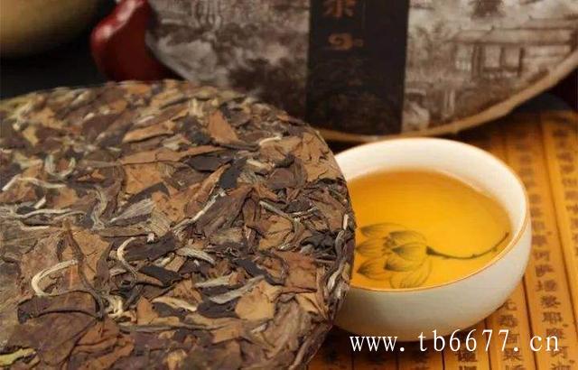 白毫银针属于发酵茶,福鼎白茶的主要产地,白毫银针属于发酵茶